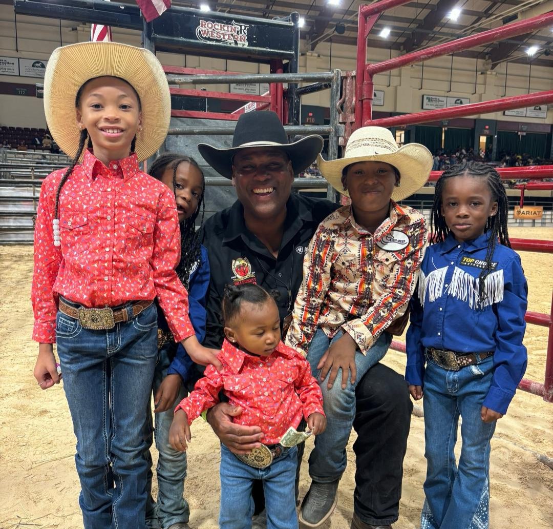 Young riders and families with Gus Trent
